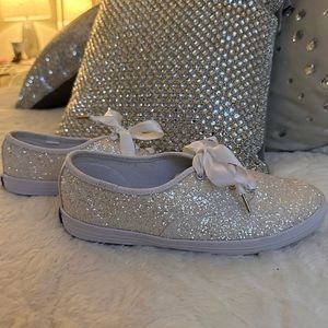 Woman’s Kate Spade Keds Sz 6